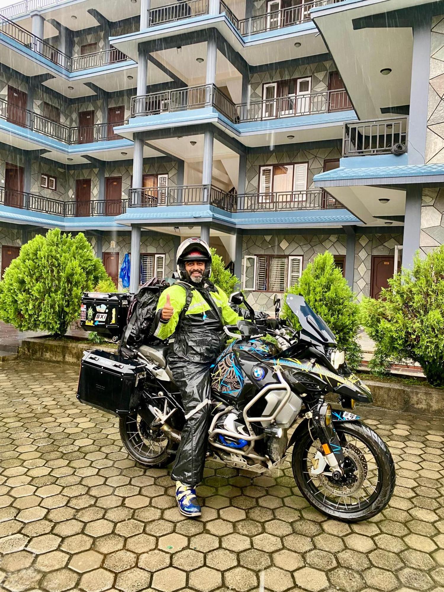 Hotel K2 Pokhara Exteriör bild