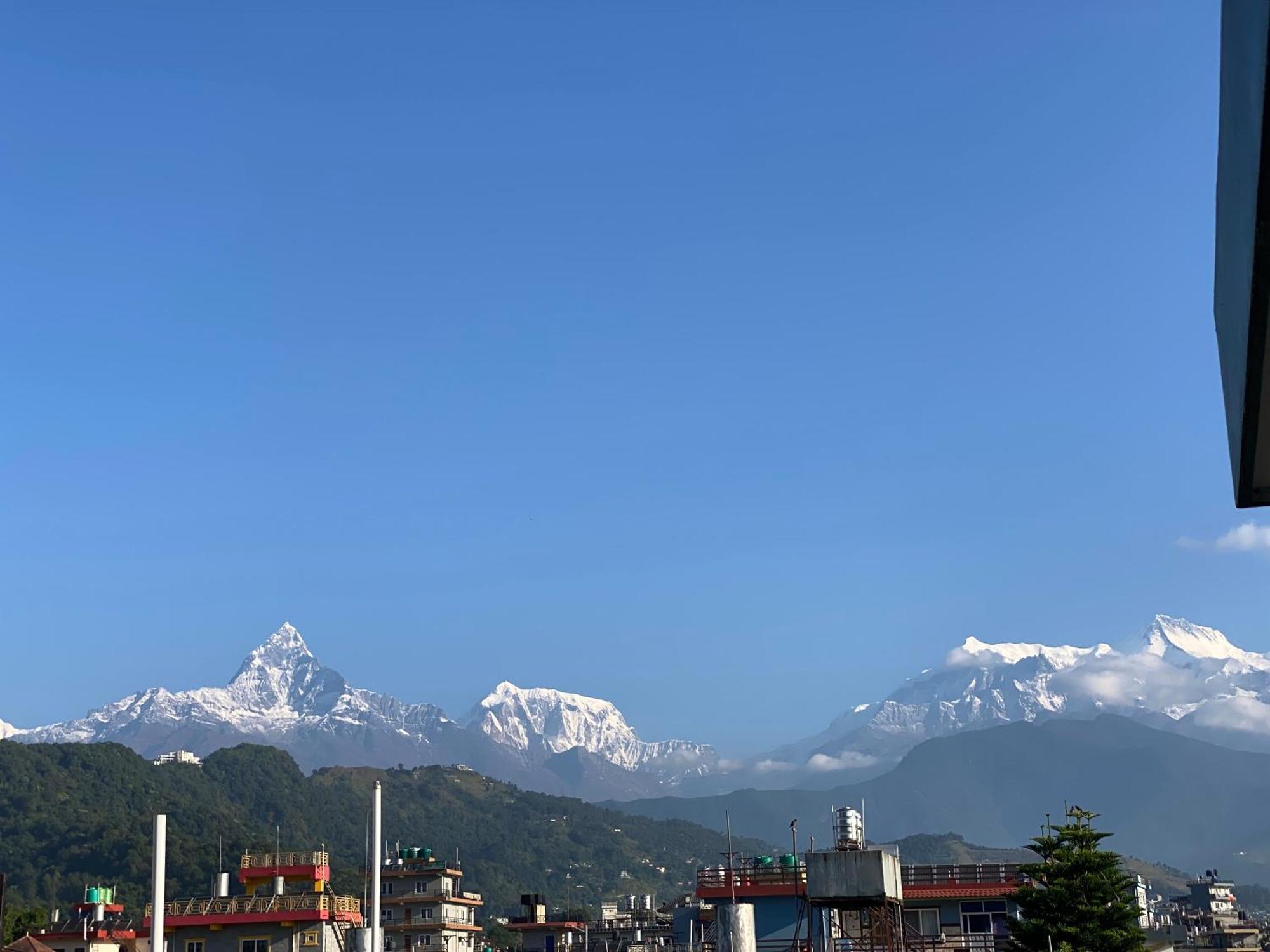 Hotel K2 Pokhara Exteriör bild