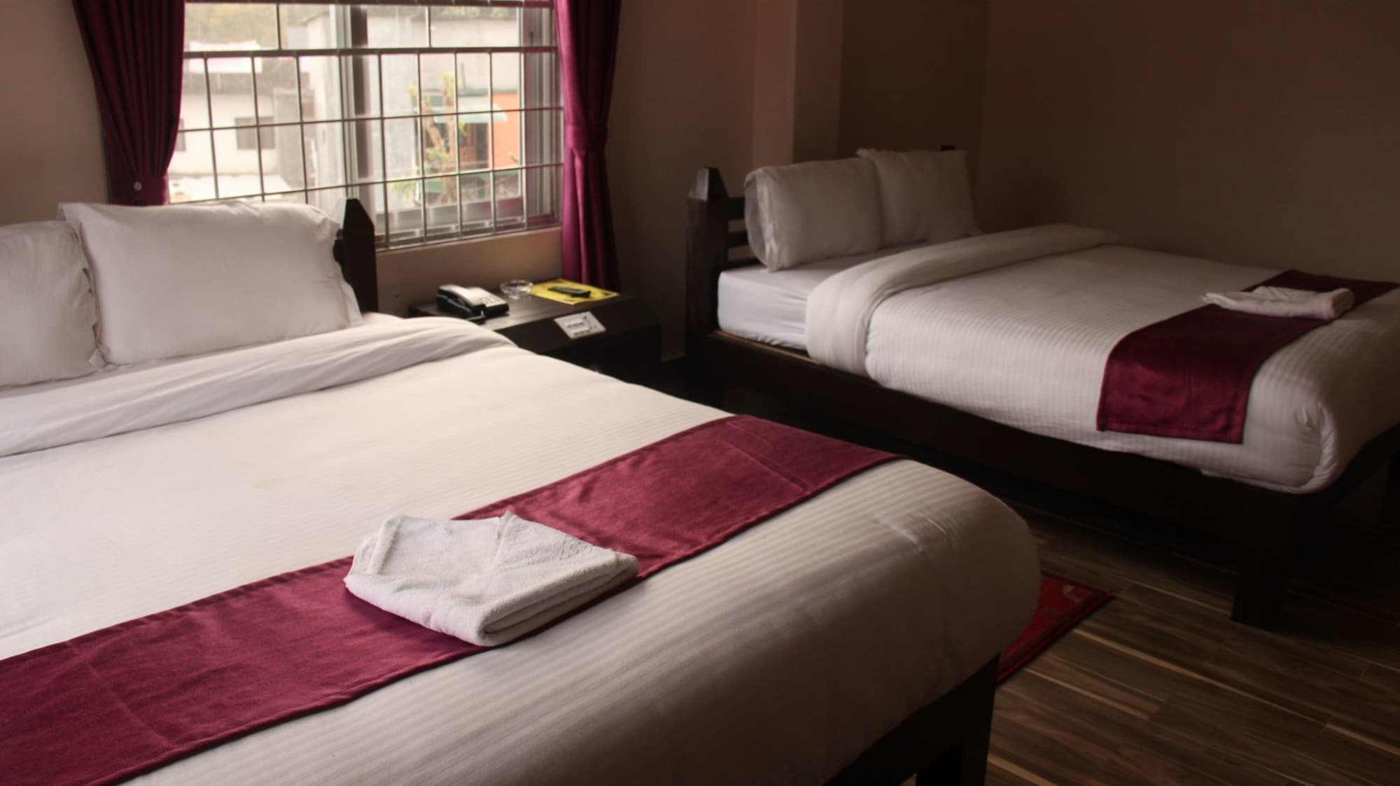 Hotel K2 Pokhara Exteriör bild